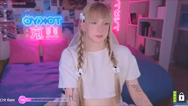 Snapshot of p1nkvenom chatting on 03-13-25, 05:39 p1nkvenom online show from 03-13-25, 05:39