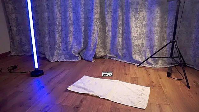 Snapshot of Hoot_owl_cb chatting on 12-04-25, 06:55 Hoot owl cb online show from 12-04-25, 06:55