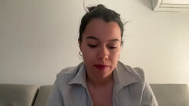 AmaraBella69 online show from 02-10-25, 09:36