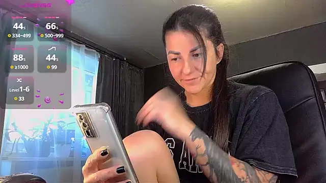 Snapshot of Aria_Dl chatting on 02-11-25, 12:05 Aria Dl online show from 02-11-25, 12:05