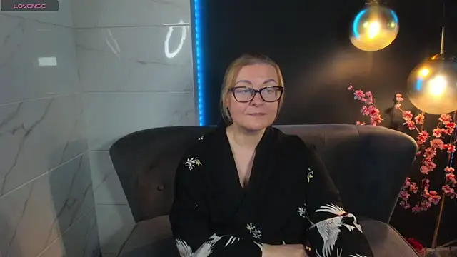 AlexandraKind online show from 12-28-24, 05:14