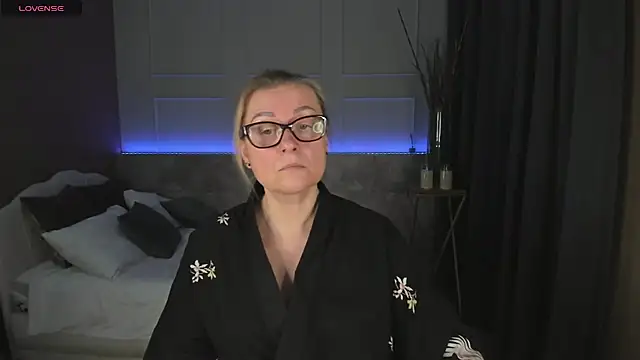 AlexandraKind online show from 01-23-25, 08:56
