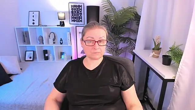 AlexandraKind online show from 03-10-26, 08:36