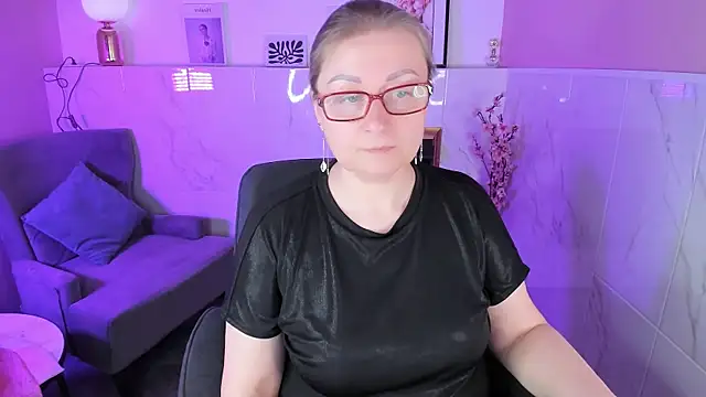 AlexandraKind online show from 03-11-26, 08:37