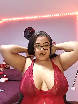 Katrina The Kitty online show from 12-21-24, 05:40