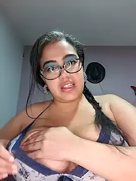 Katrina The Kitty online show from 02-04-25, 07:51
