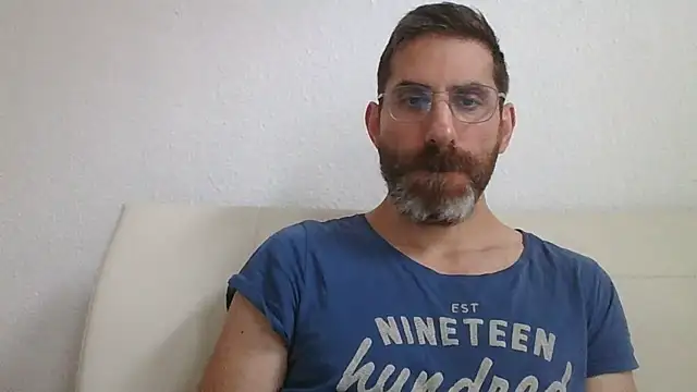 alcatraz009 online show from 11-01-25, 01:57