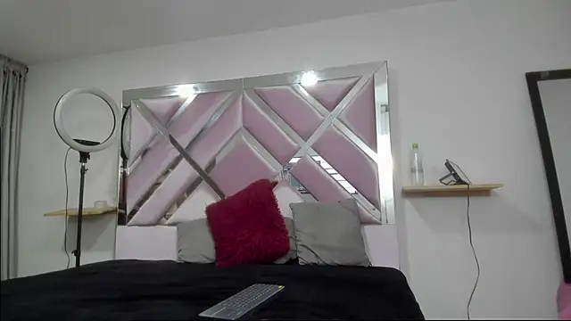 Violeett online show from 12-06-24, 03:52