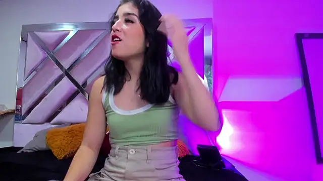 Violeett online show from 12-21-24, 02:41