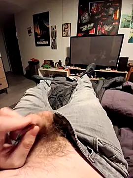 Snapshot of stev3w chatting on 10-17-25, 05:21 stev3w online show from 10-17-25, 05:21