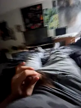 Snapshot of stev3w chatting on 10-21-25, 03:13 stev3w online show from 10-21-25, 03:13