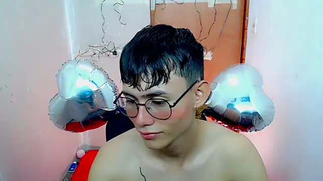 Snapshot of tanjiro_cute chatting on 10-05-25, 10:46 tanjiro cute online show from 10-05-25, 10:46