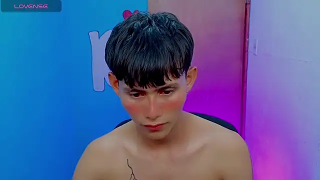 tanjiro cute online show from 03-18-26, 02:58