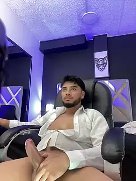 Tommidubois online show from 01-14-25, 09:13