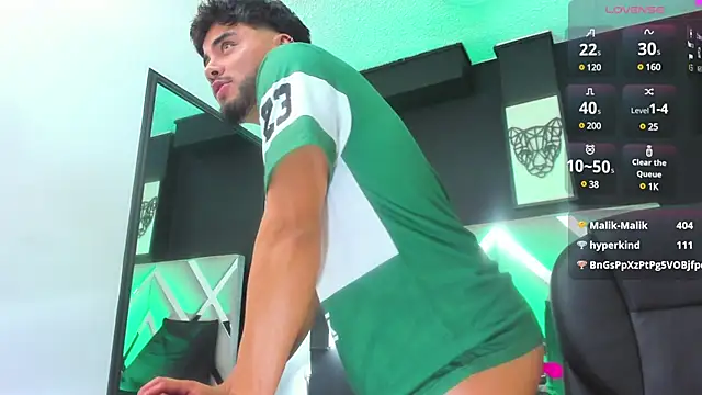 Tommidubois online show from 01-25-25, 03:19