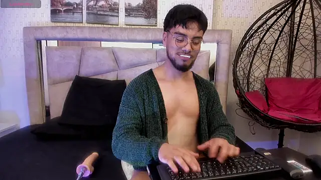 Tommidubois online show from 02-12-25, 07:56