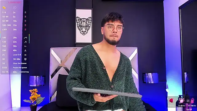 Tommidubois online show from 03-08-25, 03:06