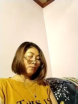 Snapshot of Baby-tits2024 chatting on 12-19-24, 03:41 Baby-tits2024 online show from 12-19-24, 03:41