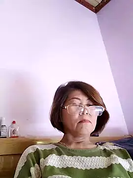 Snapshot of Baby-tits2024 chatting on 12-28-24, 06:39 Baby-tits2024 online show from 12-28-24, 06:39