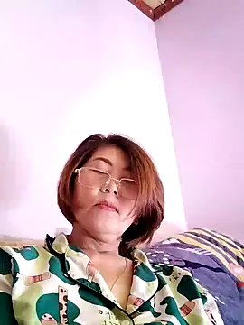 Snapshot of Baby-tits2024 chatting on 12-29-24, 05:53 Baby-tits2024 online show from 12-29-24, 05:53