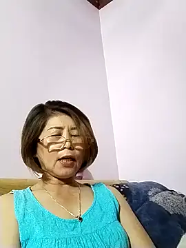 Snapshot of Baby-tits2024 chatting on 01-03-25, 02:40 Baby-tits2024 online show from 01-03-25, 02:40