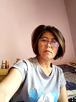 Snapshot of Baby-tits2024 chatting on 09-15-25, 03:06 Baby-tits2024 online show from 09-15-25, 03:06