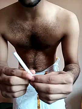 Snapshot of Vignesh3246 chatting on 11-07-25, 07:19 Vignesh3246 online show from 11-07-25, 07:19