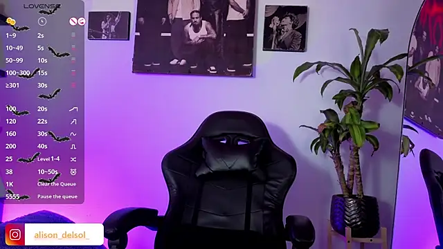 Alisson Wynter online show from 12-04-25, 03:27