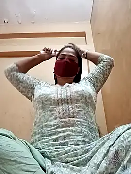 Magical Girl- online show from 01-01-25, 03:45