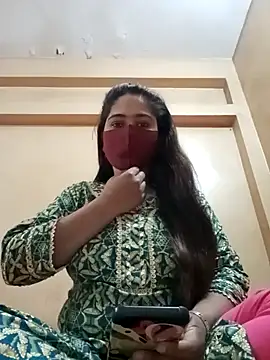 Magical Girl- online show from 01-11-25, 04:16