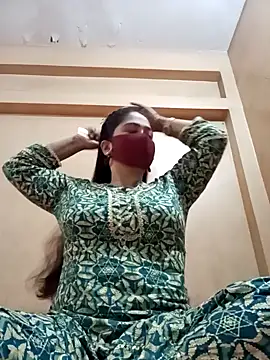 Magical Girl- online show from 01-15-25, 03:43