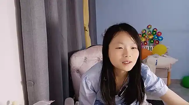 Snapshot of Lena-yyds chatting on 03-03-25, 10:42 Lena-yyds online show from 03-03-25, 10:42