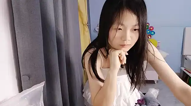 Snapshot of Lena-yyds chatting on 03-06-25, 01:35 Lena-yyds online show from 03-06-25, 01:35
