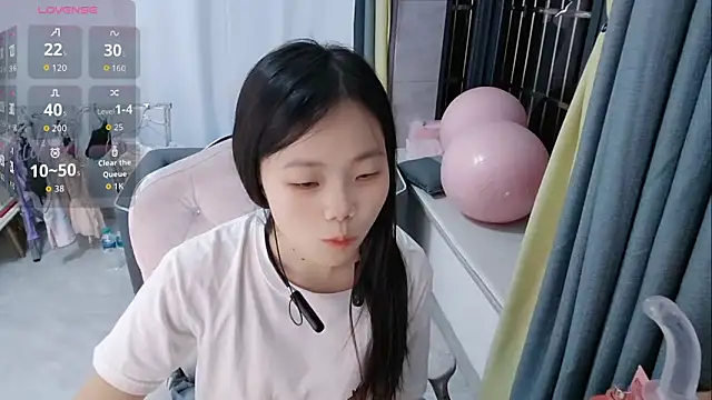 Lena-yyds online show from 10-01-25, 07:20