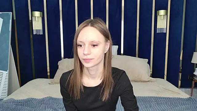 RebeccaMartons online show from 03-18-25, 08:37