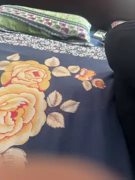 Indiangujjucpl online show from 10-11-25, 06:12