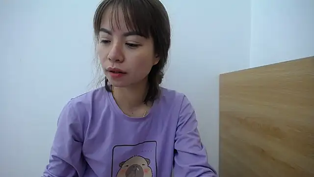 HotQueen online show from 01-27-25, 05:47