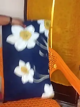 Sexy Radhikaa online show from 11-13-25, 04:44