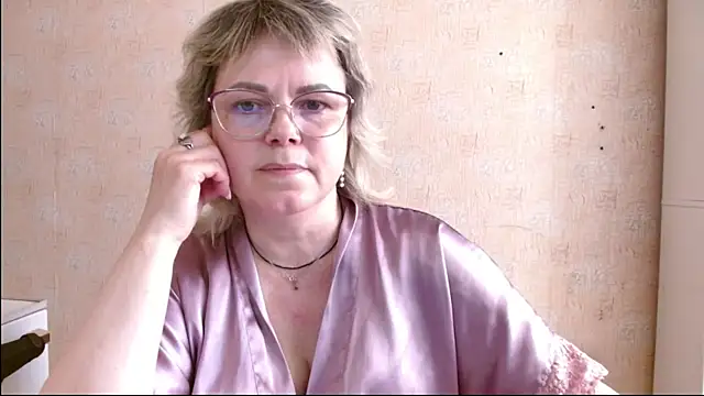 sweetsunset11 online show from 05-16-26, 01:10