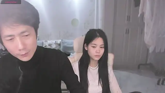 Snapshot of Guo798 chatting on 12-05-24, 10:12 Guo798 online show from 12-05-24, 10:12