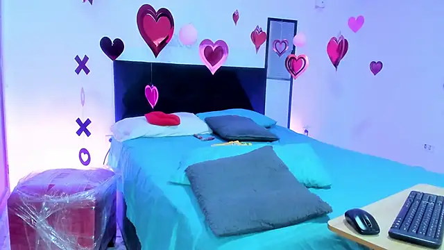 AlanaParker6  online show from 02-25-25, 04:42