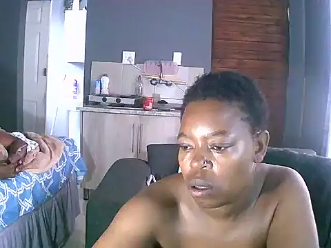 curvyloneah75 online show from 12-18-24, 08:53