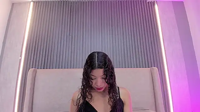 ChantalHans online show from 05-10-26, 02:22