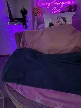 CurvyAnonymousGirl89 online show from 03-06-26, 04:58