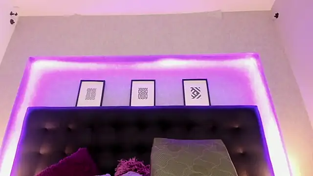 MeleekXXX  online show from 01-22-25, 08:06