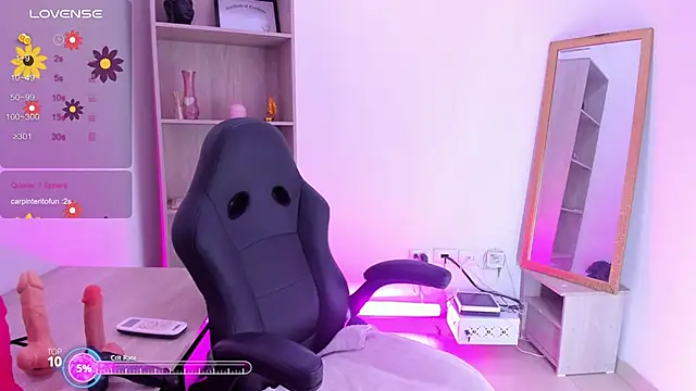 Evangeline johns online show from 10-25-25, 08:47