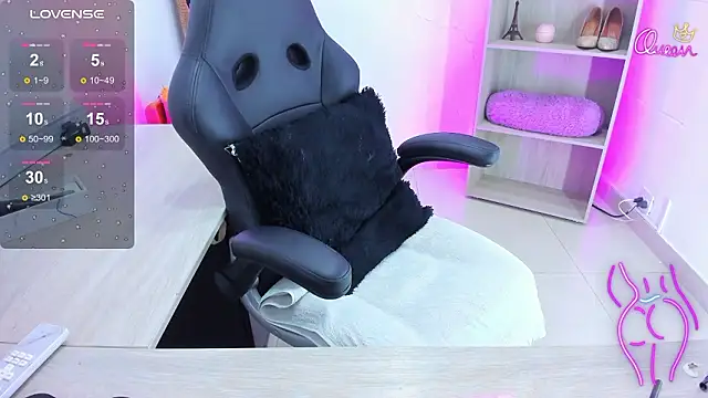 Evangeline johns online show from 02-04-26, 06:47