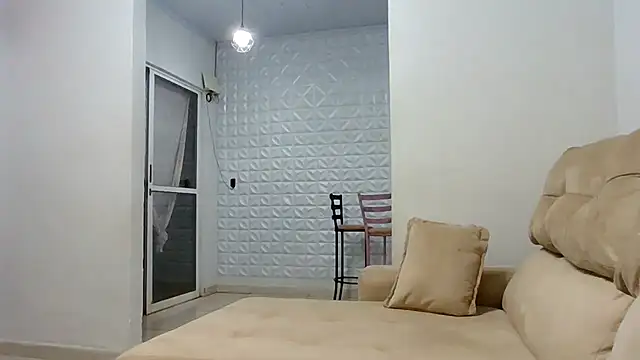 laryvaladares online show from 10-28-25, 11:51