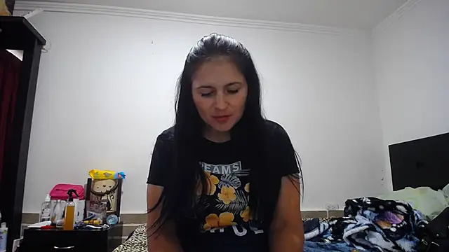 princehermosa44 online show from 02-15-26, 08:16