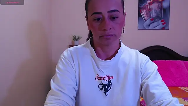 sara florez1 online show from 01-13-26, 12:10